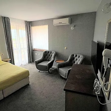Lazur Hotel
