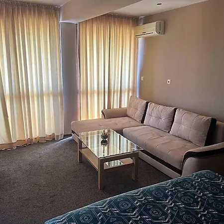 Lazur Hotel 2*