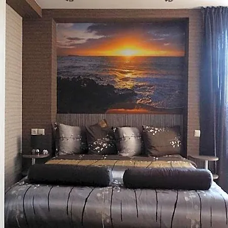 Lazur Hotel